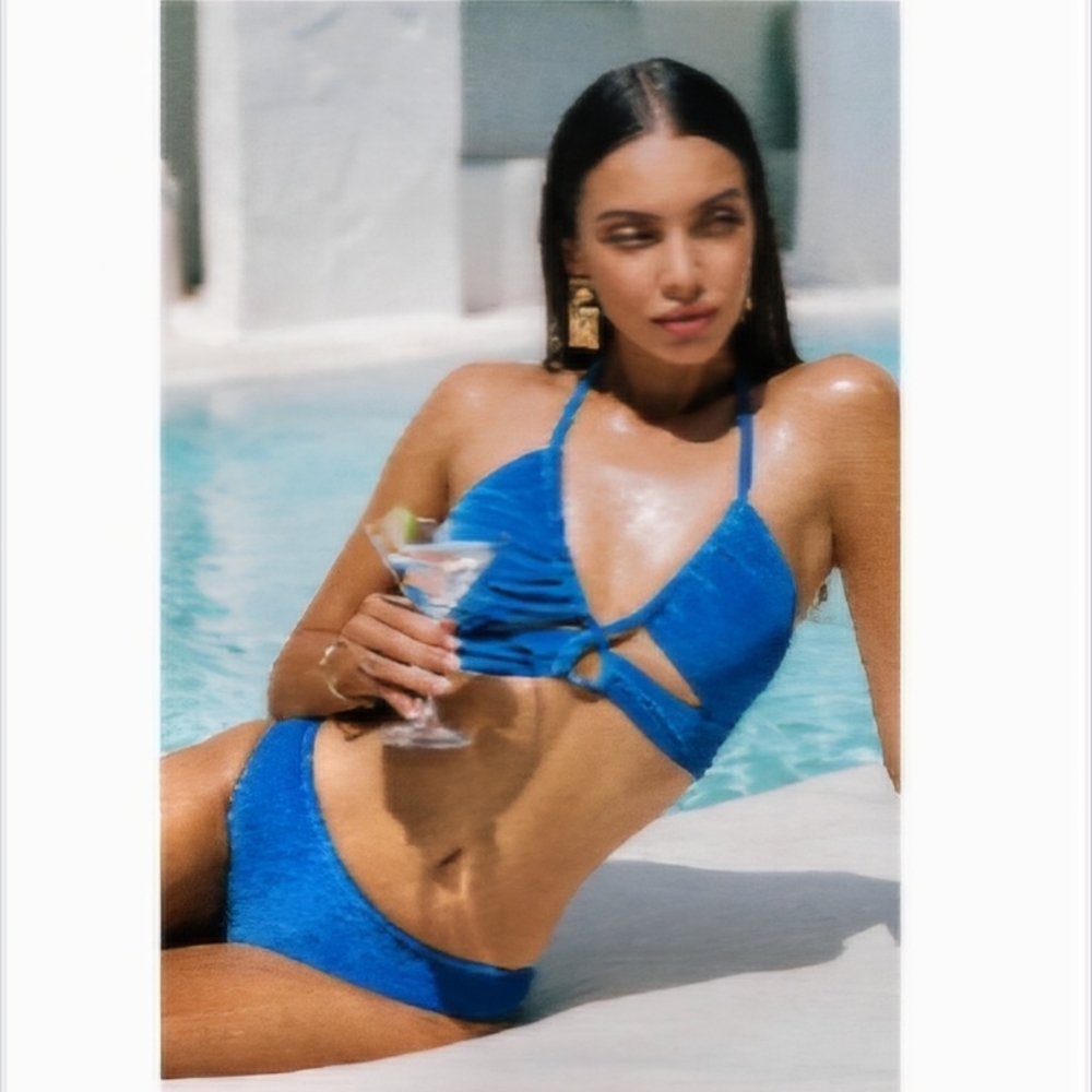 Cupshe Velvet Blue Halter Bikini Set